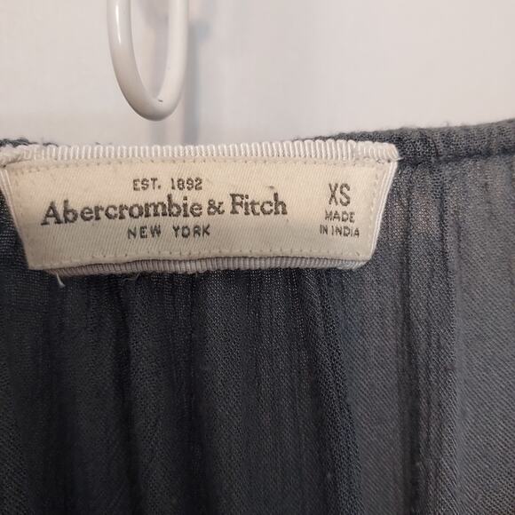 Abercrombie and Fitch Blue Gray Flowy Babydoll Tie 3/4 Sleeve Shirt Blouse Top - Picture 4 of 6